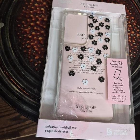 Kate Spade Samsung Protective Hardshell - Picture 3 of 7